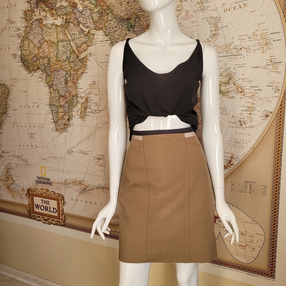 Club Monaco Dresses & Skirts - Club Monaco tan pencil skirt black ivory waistband slit office neutral work 6